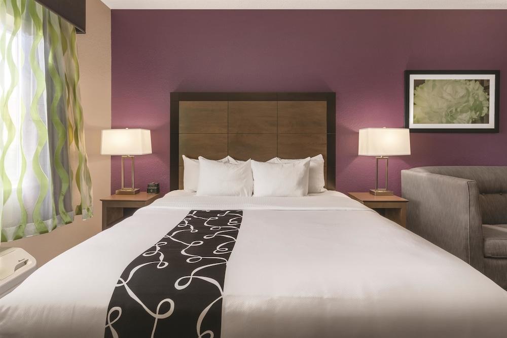 La Quinta Inn And Suites By Wyndham Элкхарт Экстерьер фото