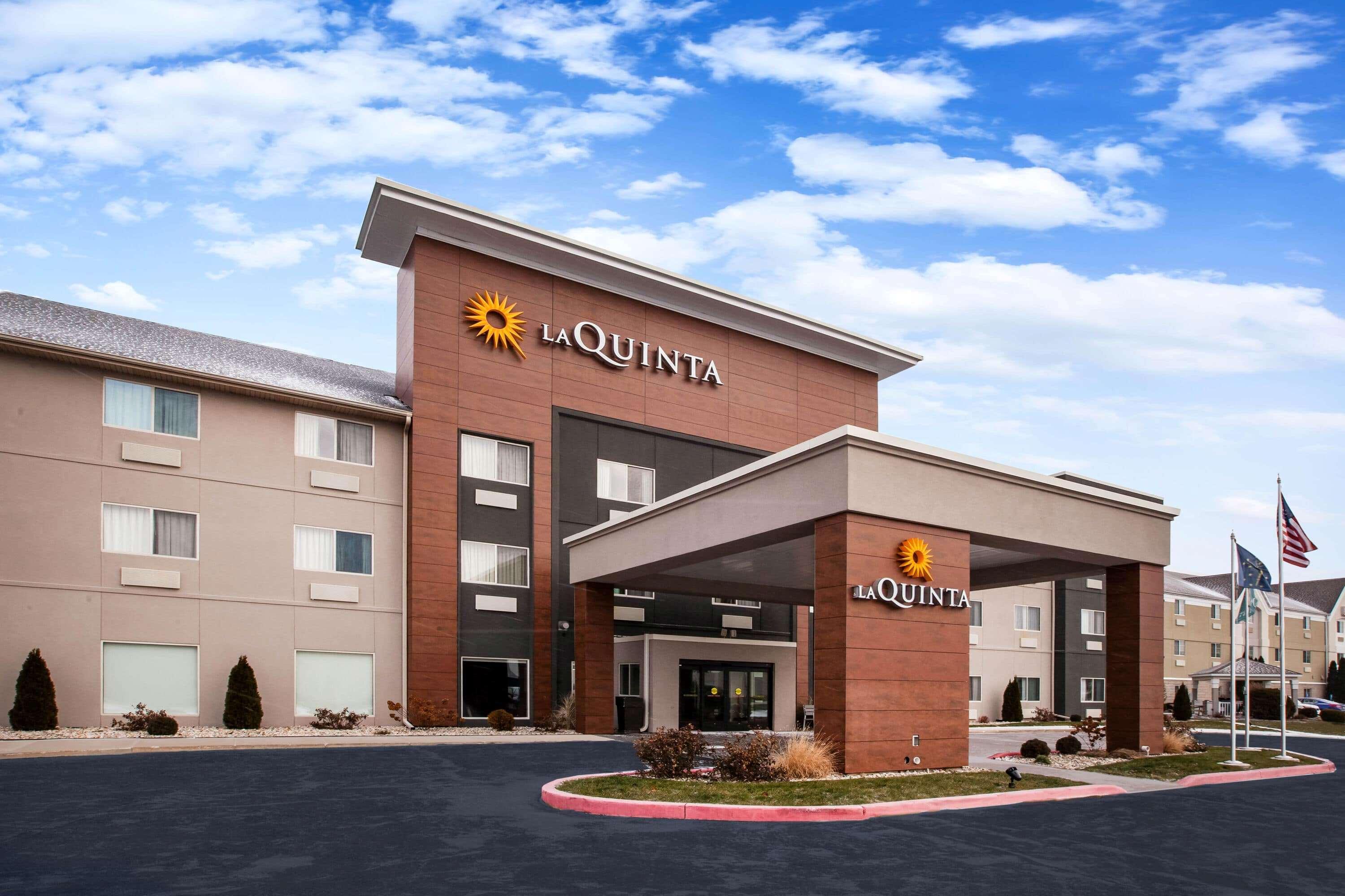 La Quinta Inn And Suites By Wyndham Элкхарт Экстерьер фото