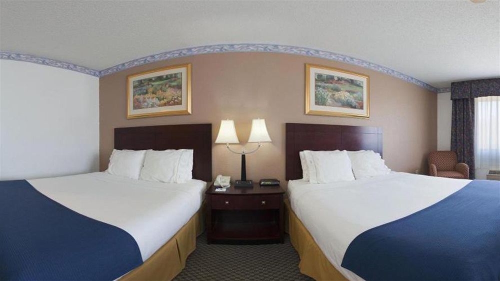 La Quinta Inn And Suites By Wyndham Элкхарт Экстерьер фото
