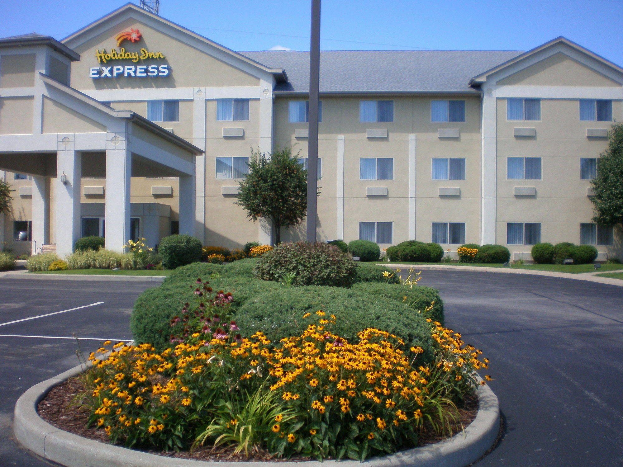 La Quinta Inn And Suites By Wyndham Элкхарт Экстерьер фото