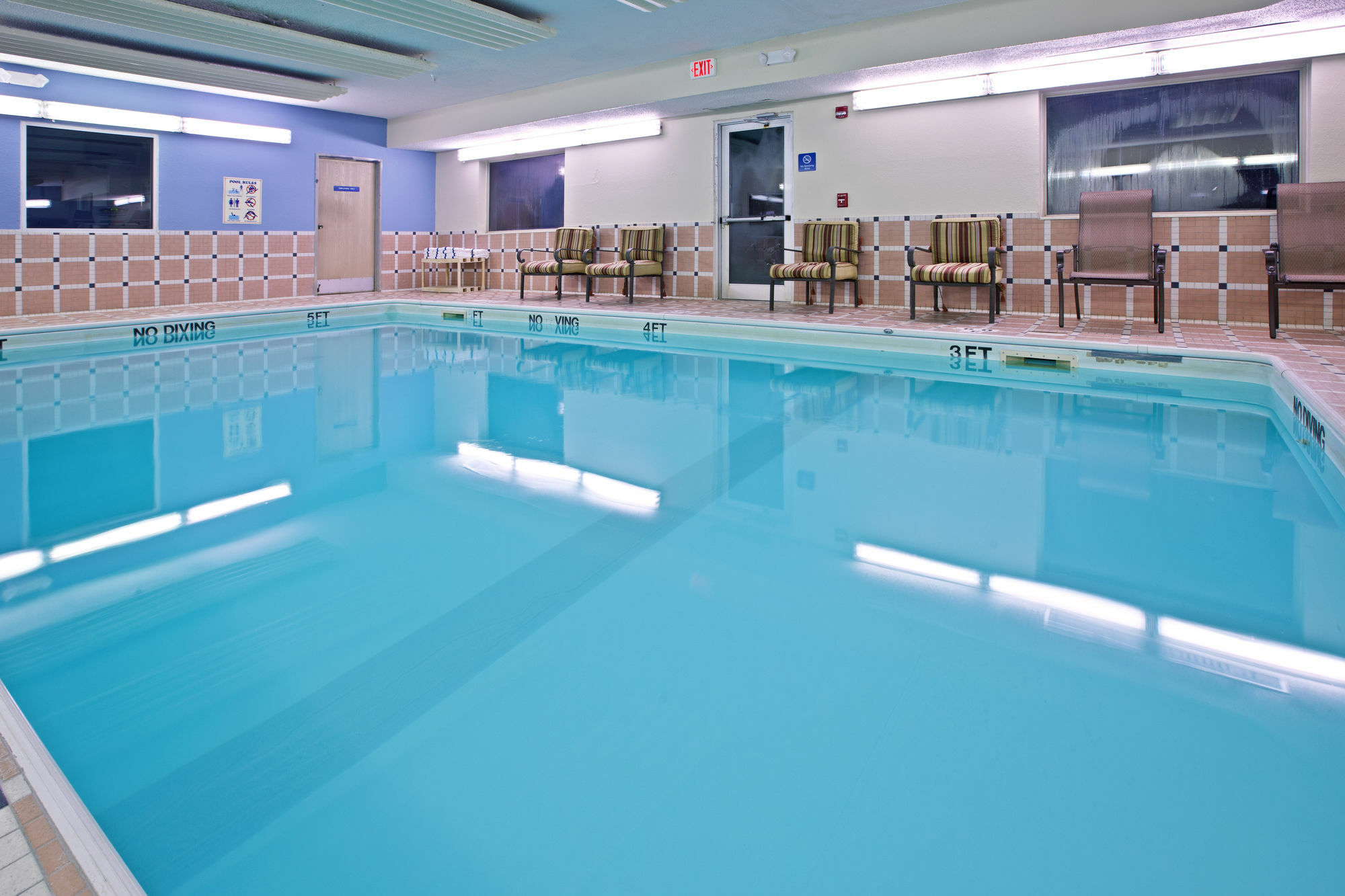 La Quinta Inn And Suites By Wyndham Элкхарт Экстерьер фото